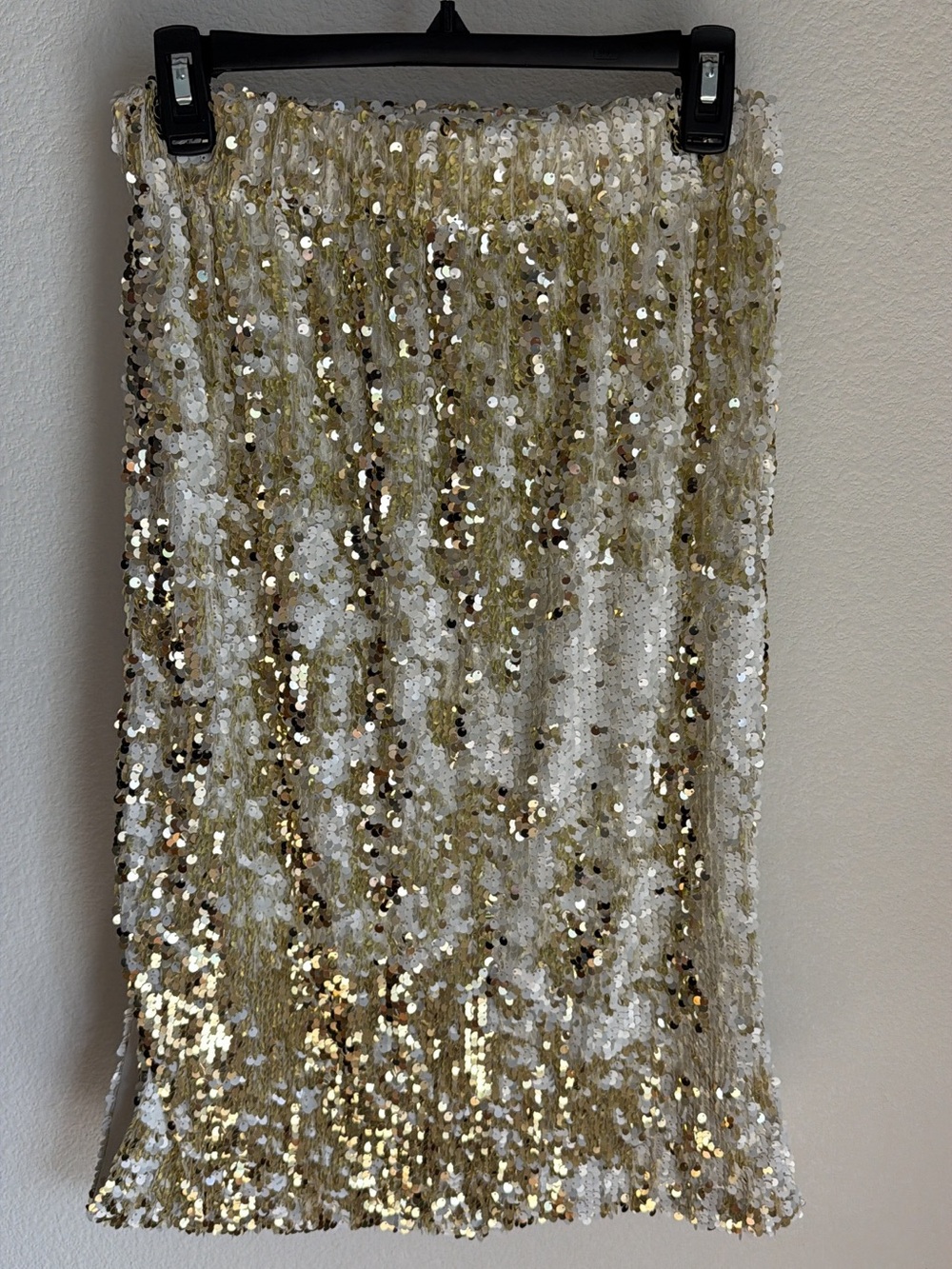 DAVI & DANI Y2K Gold and White Sequin Midi Pencil Skirt - Picture 3 of 6